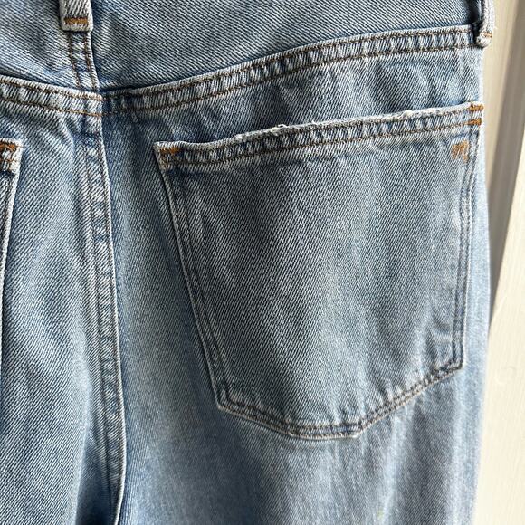 Madewell Baggy Straight Jeans in Earlhurst Wash Ripped Edition - Picture 9 of 11